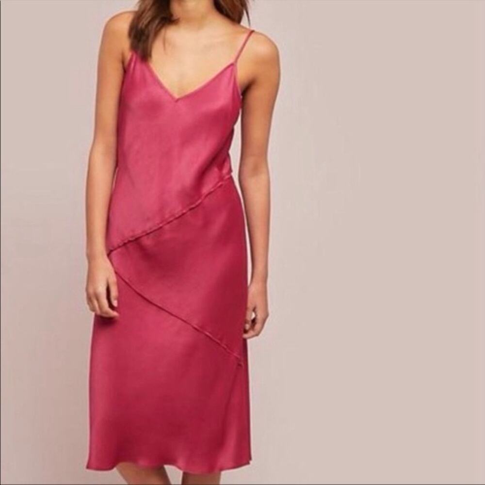 Chic Rose Midi Dress
